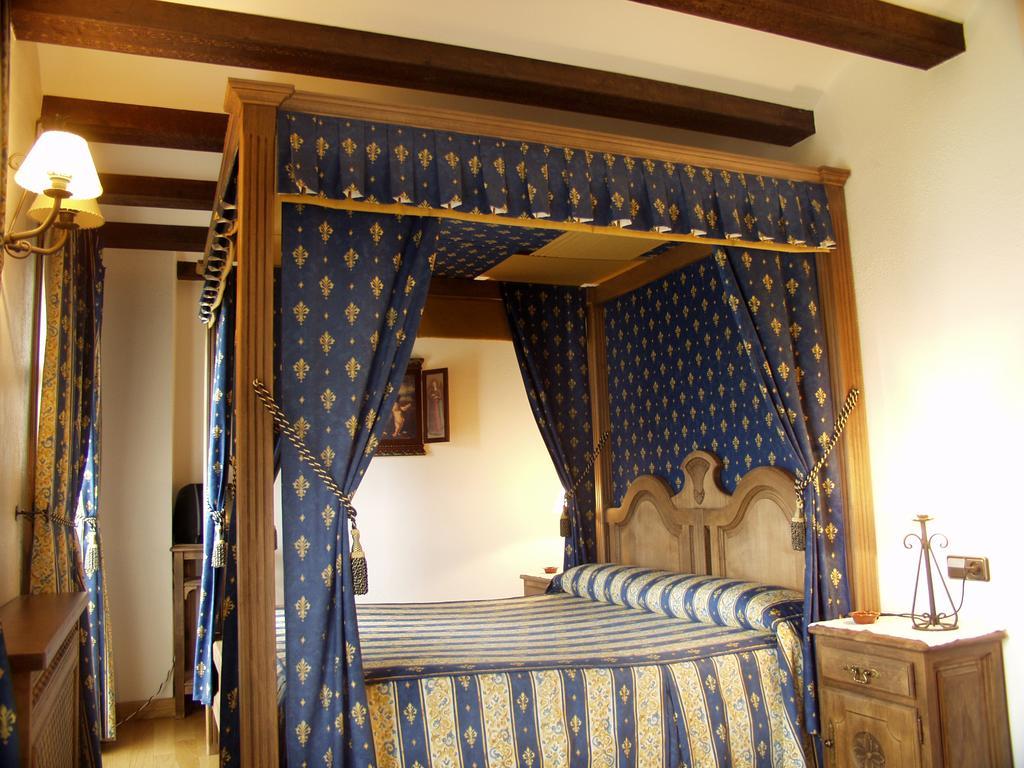 Hotel Real